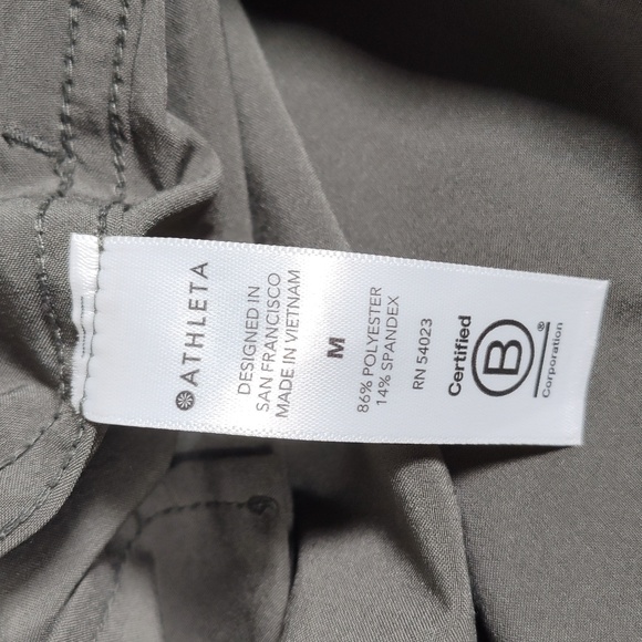 Athleta Topanga lightweight sleeveless jumpsuit olive green M - Picture 12 of 13